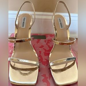 New Steve Madden Gold Sandals
